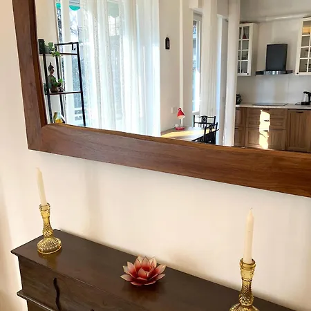 Charming King With Balcony And Jacuzzi Apartamento *