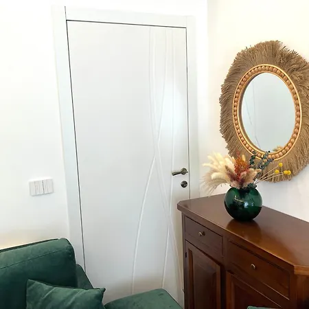 Apartmán Charming King With Balcony And Jacuzzi Como