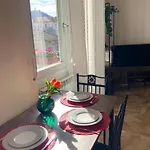 Charming King With Balcony And Jacuzzi * Como