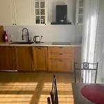 Charming King With Balcony And Jacuzzi * Como